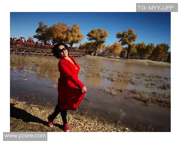 穿亚瑟士足球明星的荣耀之路与梦想追逐的激情瞬间